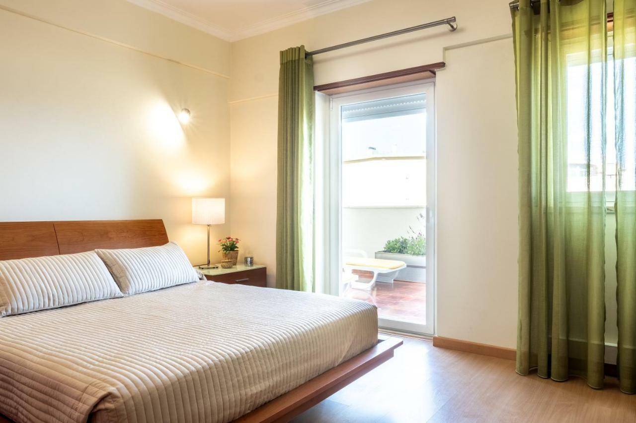 Window To The Sea Apartment Oeiras Luaran gambar