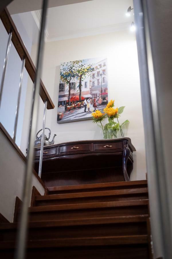 Window To The Sea Apartment Oeiras Luaran gambar