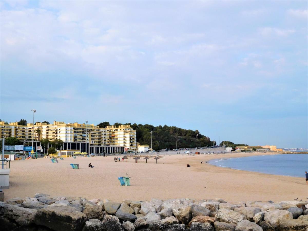 Window To The Sea Apartment Oeiras Luaran gambar