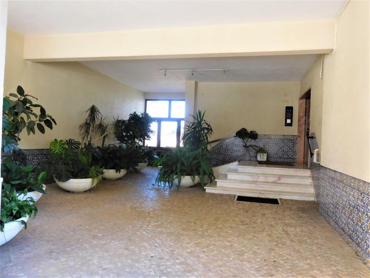 Window To The Sea Apartment Oeiras Luaran gambar